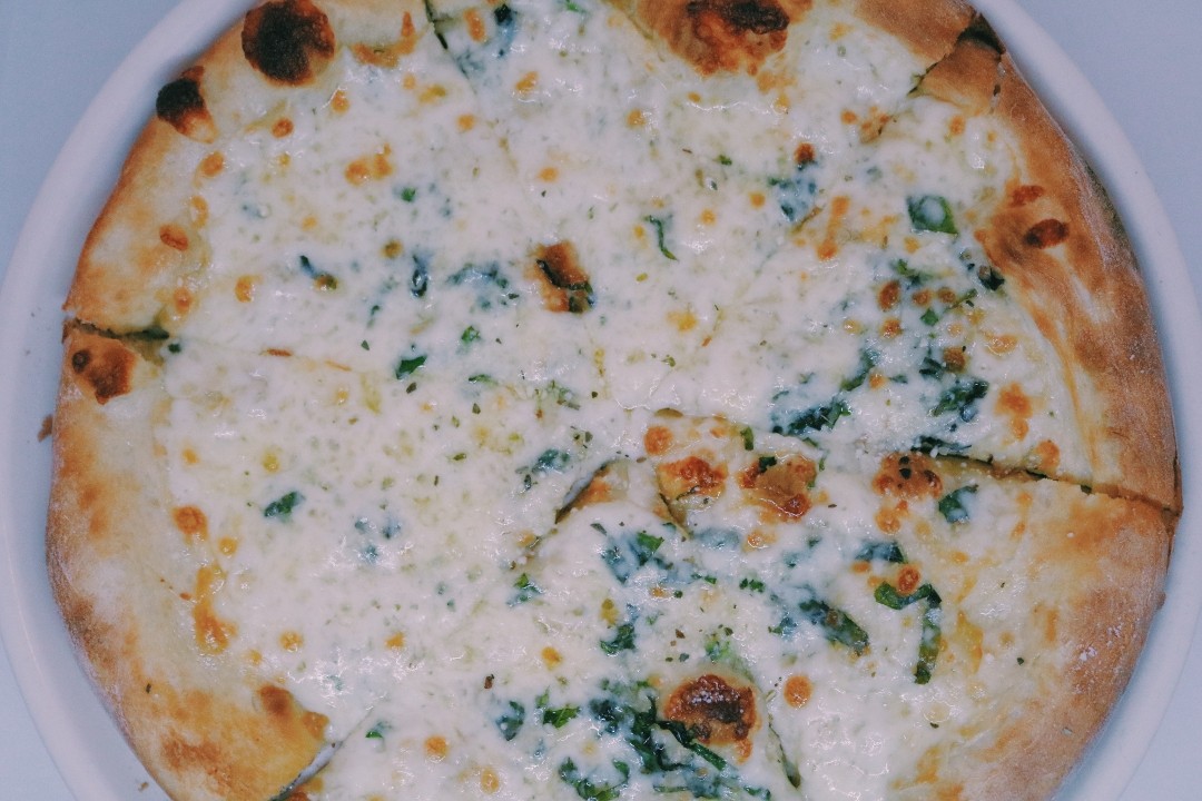 10" WHITE Pizza