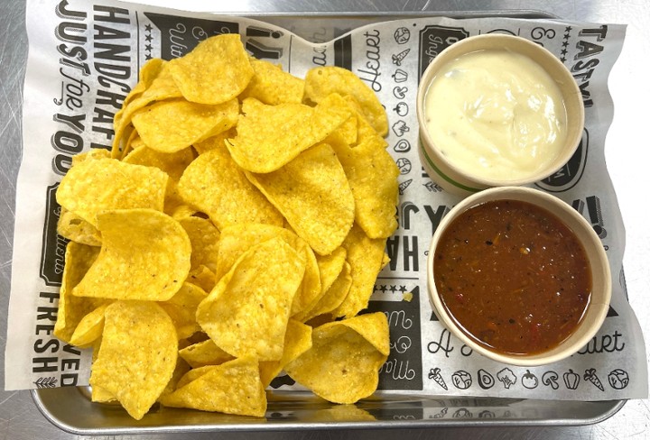 Chips & Queso Cheese Dip & Salsa
