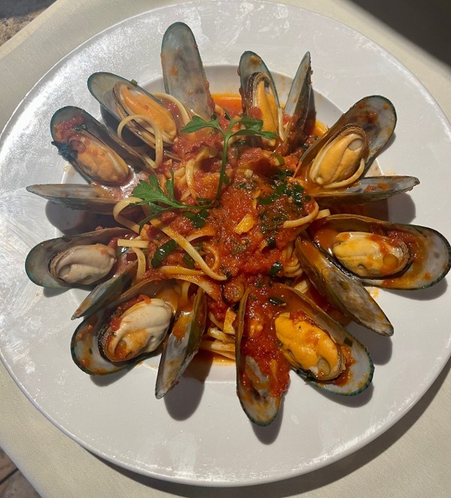 Linguini Mussels