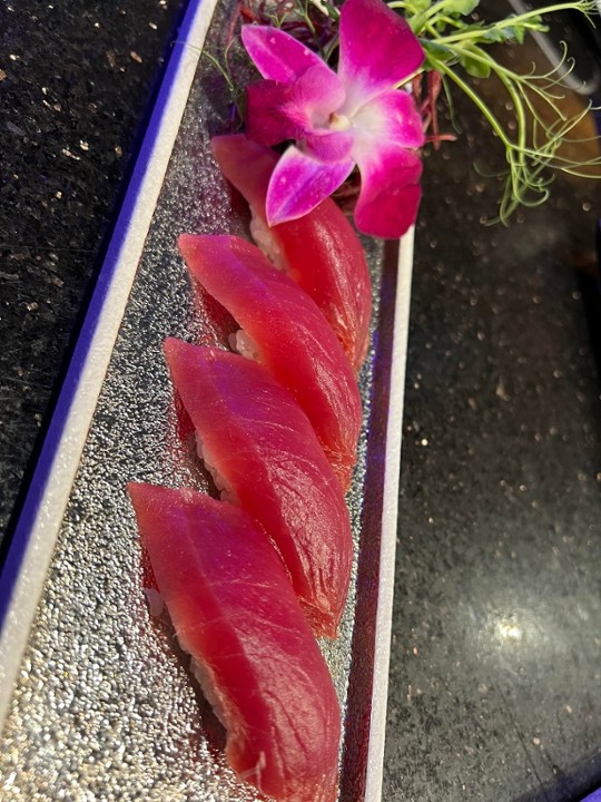 Tuna (maguro)