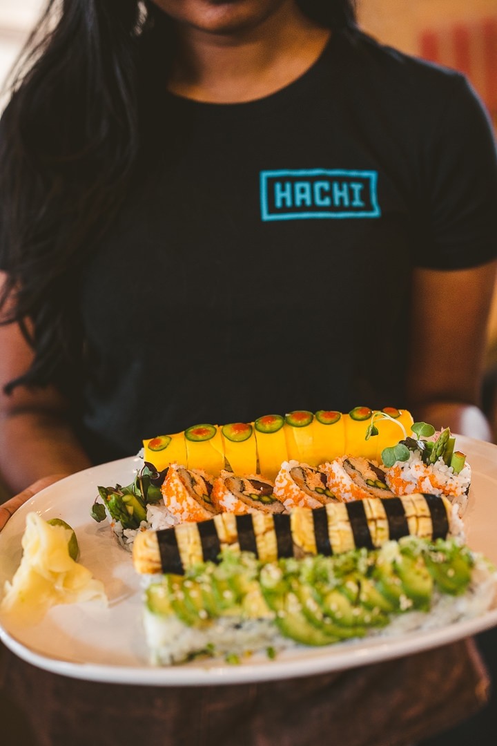Hachi Sushi Pub