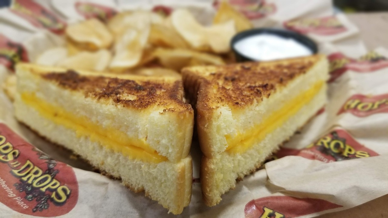 KIDS GRILLED CHEESE*