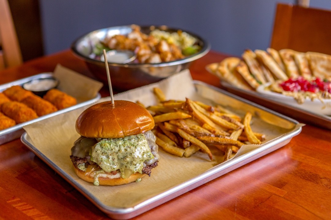 Pat & Gracies - Downtown 121 S High St