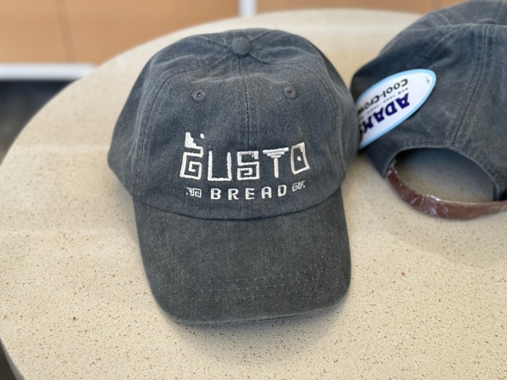 Charcoal Embroidered Hat "Gusto Bread"