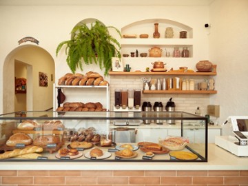 Gusto Bread