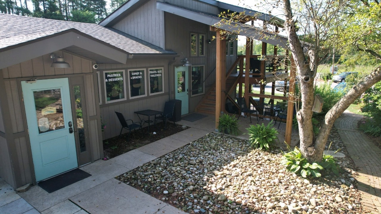 Hocking Hills Coffee Emporium 13984 OH-664 Scenic