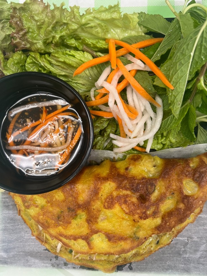 Banh Xeo (2)/ Large Crispy Pancakes with Shrimp, Pork, Fresh Salad and Sauce