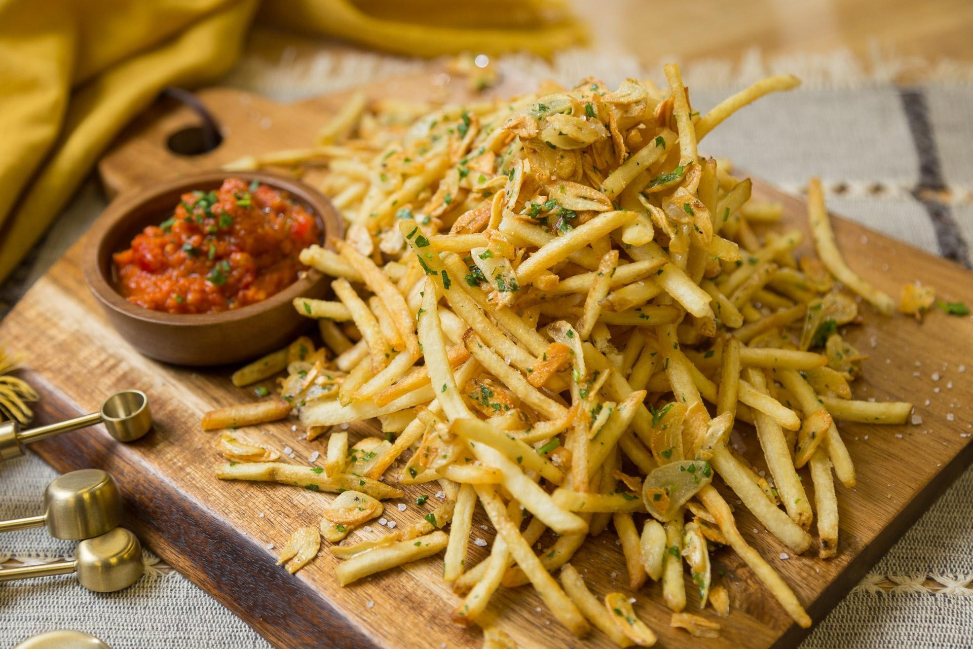 Garlic & Pepper Fries