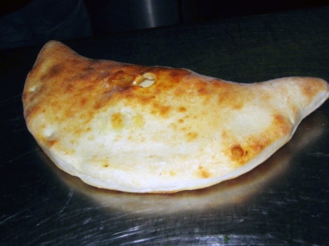 Bambinelli's Special Calzone