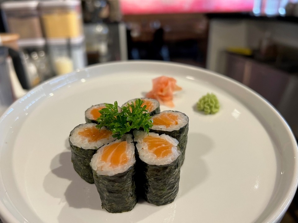 Salmon Maki