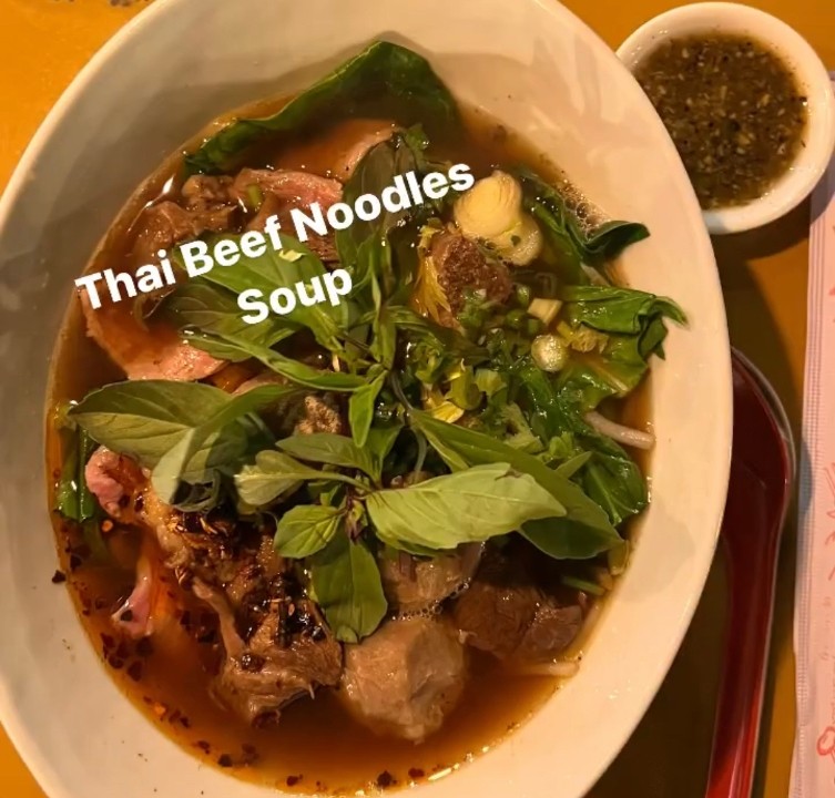 Thai Stewed Beef Noodles Soup