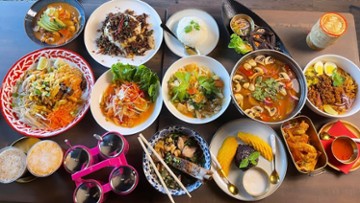 Klom Klom Thai 7201 Hodgson Memorial Drive Suite C