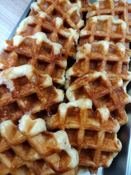 Yello Waffle