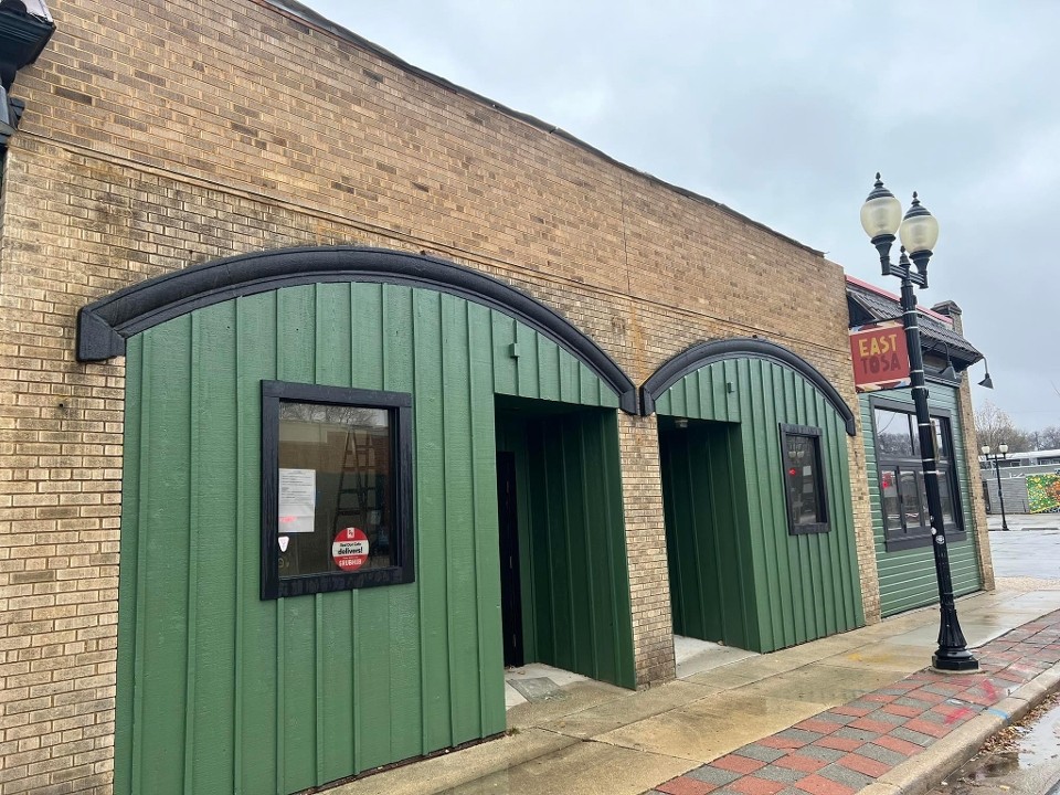 The Waddle Inn 6715 West North Avenue