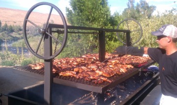 Gus' BBQ & Taco Truck