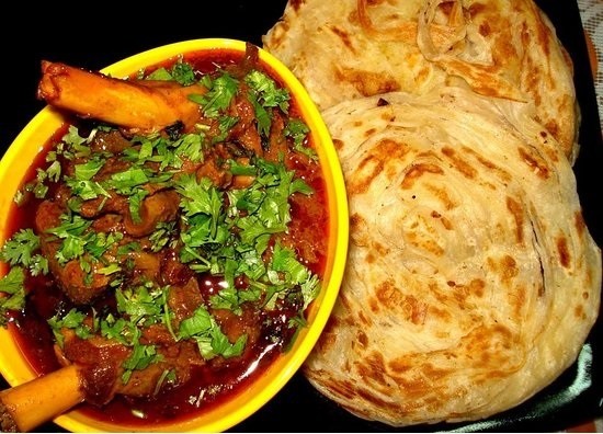 Paratha With Curry