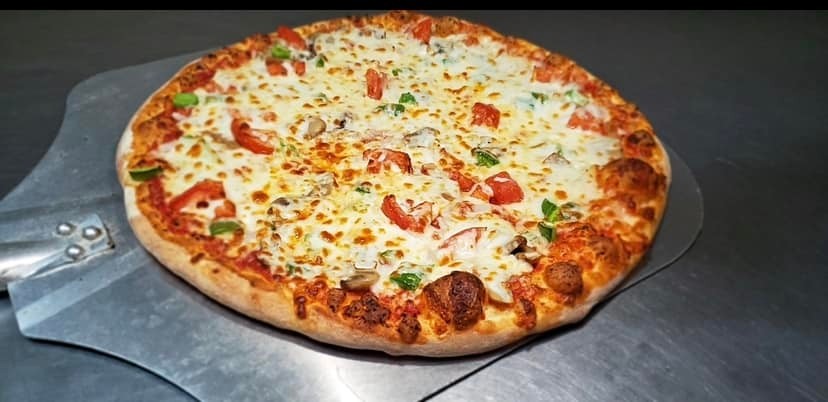 14" 3 Topping Pizza Special