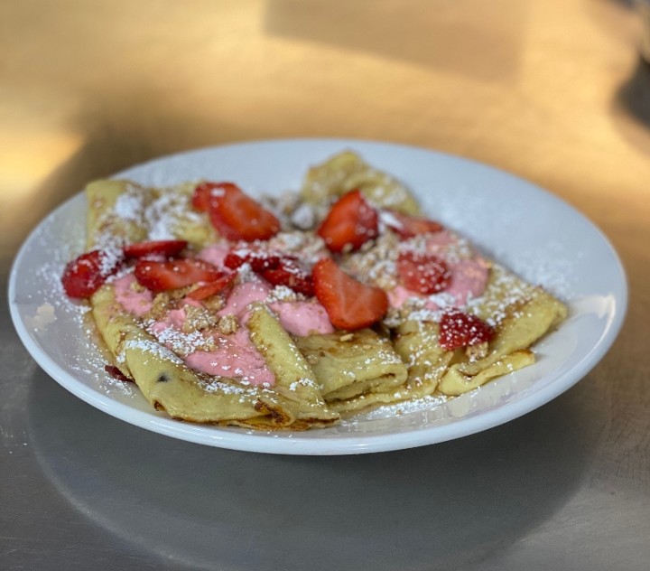 STRAWBERRY GREEK CREPES