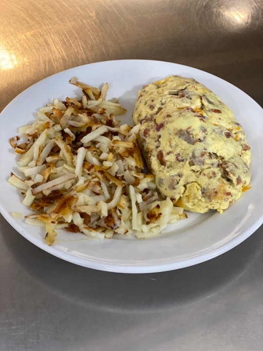 MEAT LOVER'S OMELETTE