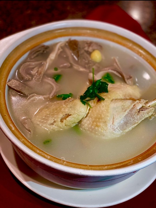 白果煨雞湯 Ginko Chicken Soup