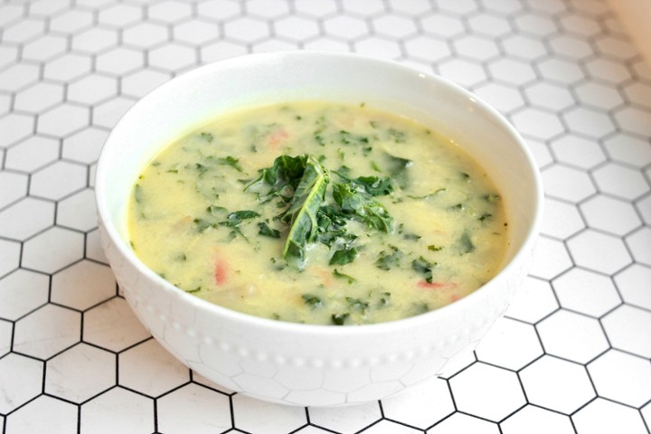 Creamy Potato and Kale Soup