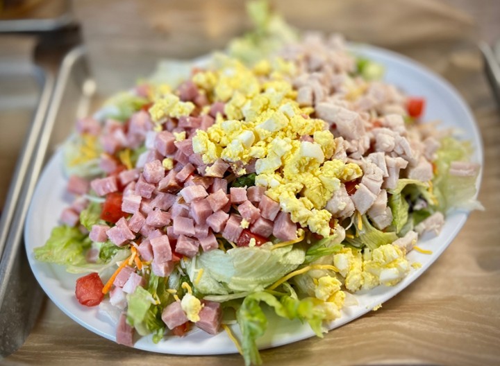 Riley's Smokehouse - Chef Salad