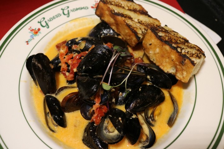 Harrisa Mussels