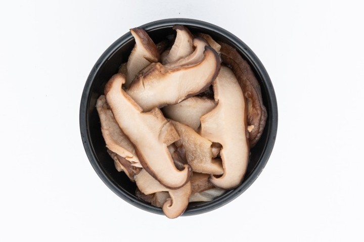 3oz pickled shitake mushroom