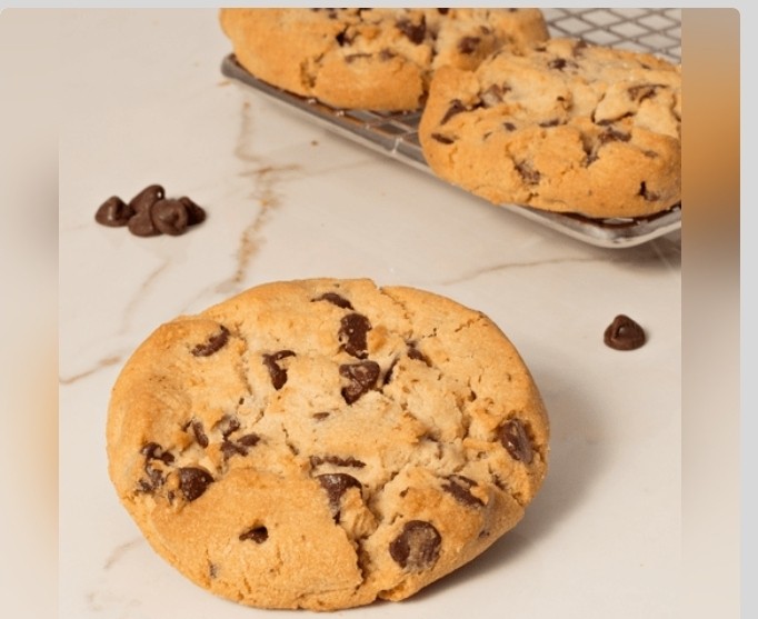 Chocolate Chip Cookie