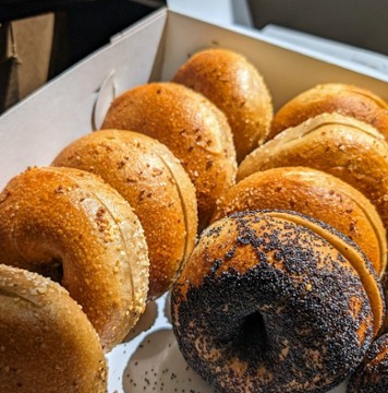 Isaac's Bagels 1003 West Chapel Hill Street
