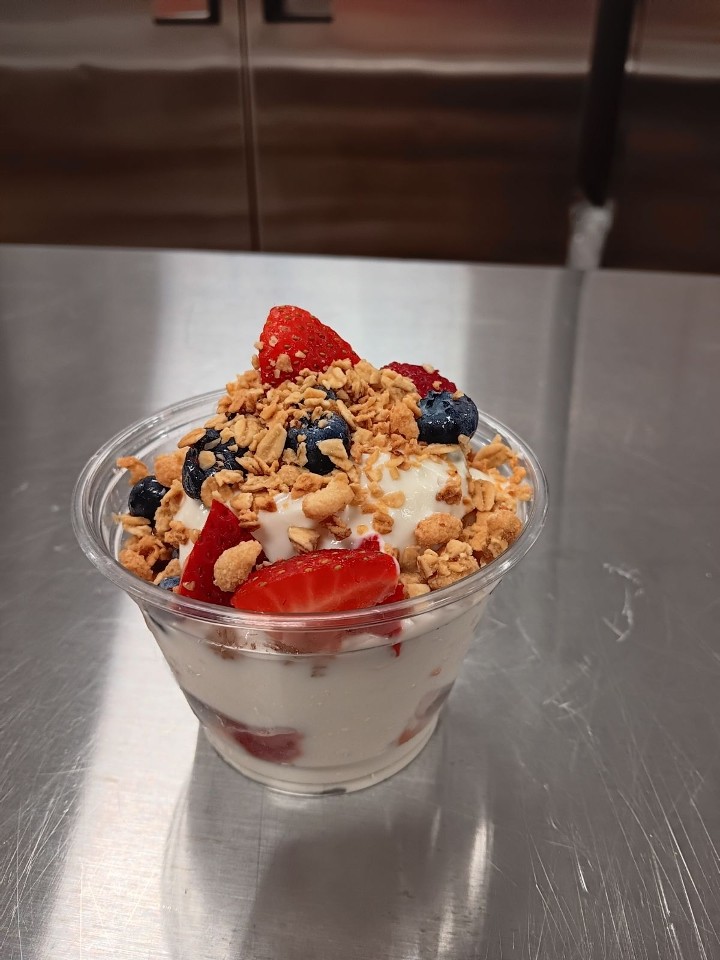 05/20/24-Strawberry/Blueberry & Granola Greek Yogurt Parfait