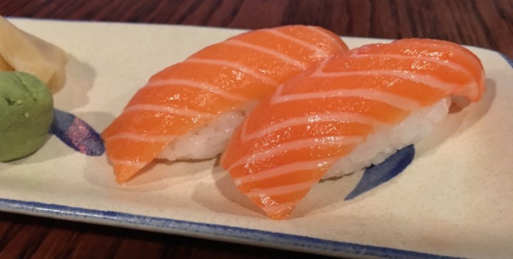Salmon (Sake) Nigiri