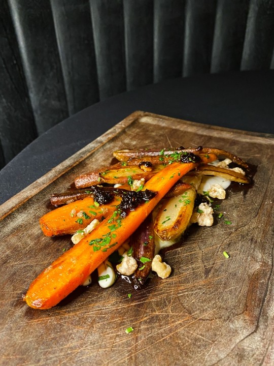 ROASTED CARROTS & PARSNIPS