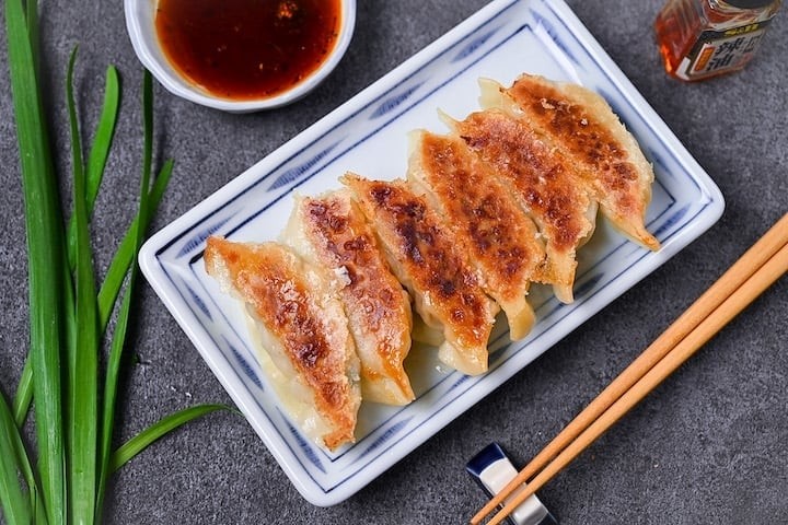 A01 Pan Fried Dumplings素菜煎饺