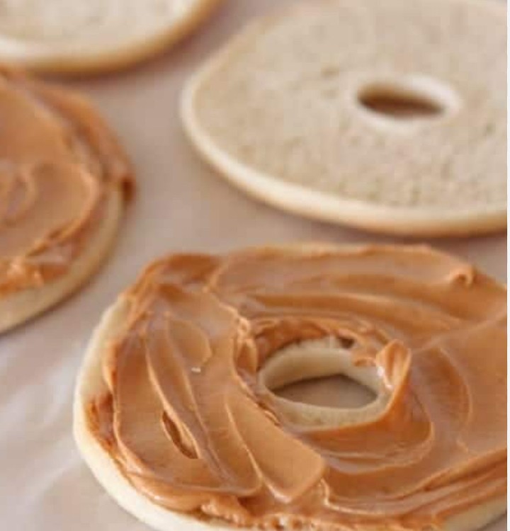 Bagel With Peanut Butter