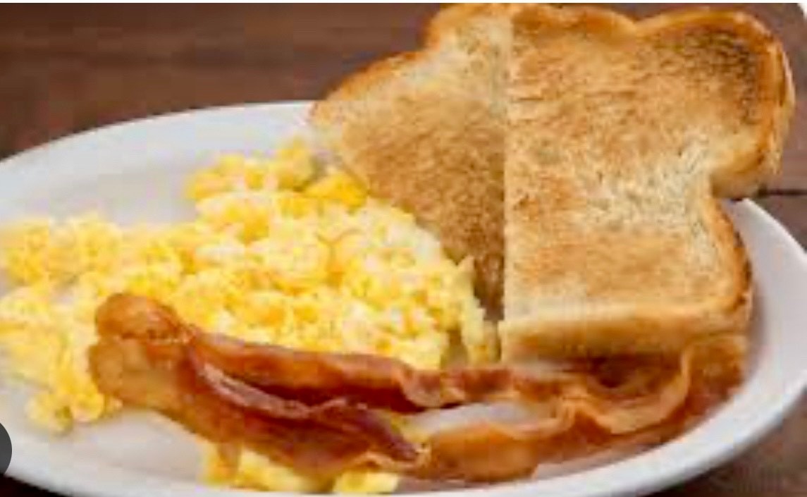 Breakfast Platter-Eggs, Meat & Toast
