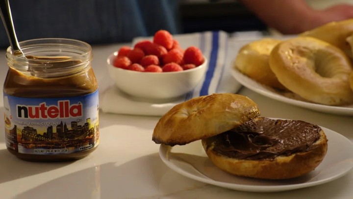 Toasted Bagel with Nutella