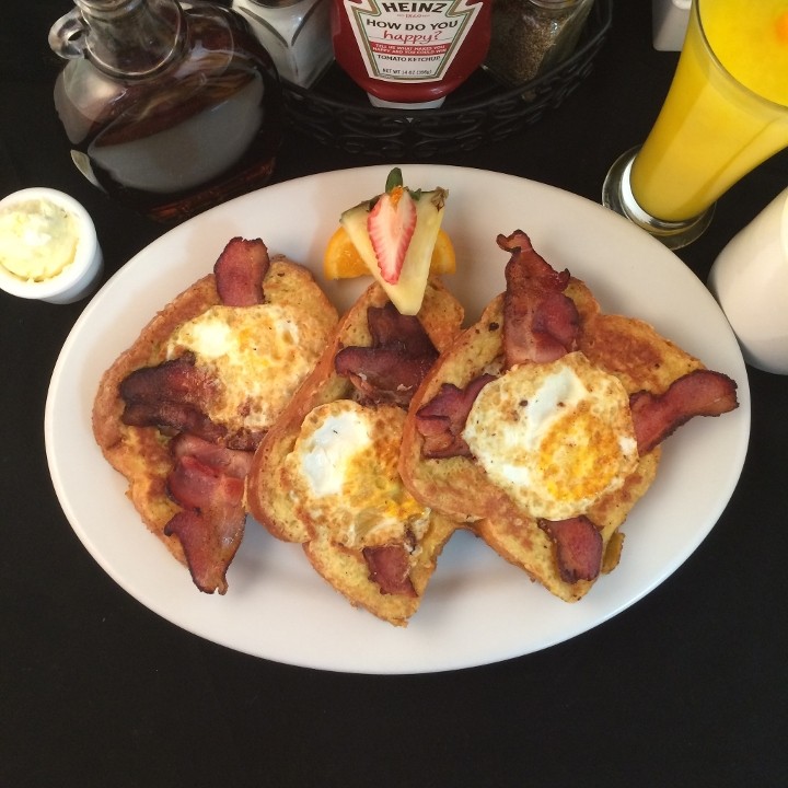 Bacon & Egg in the Hole French Toast