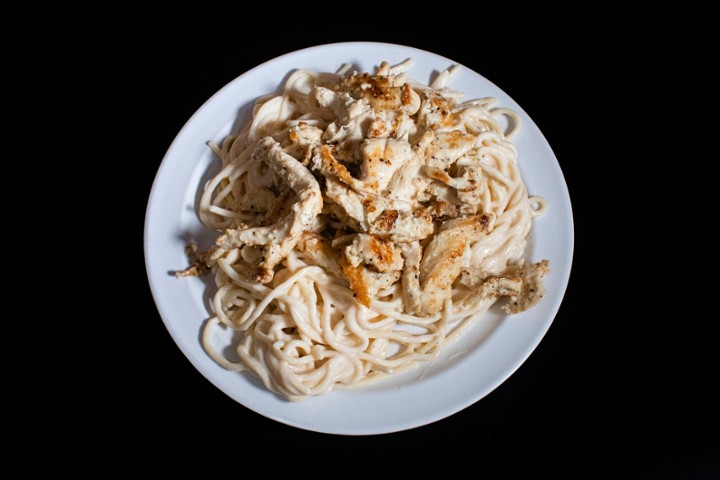 Spaghetti/ chicken alfredo