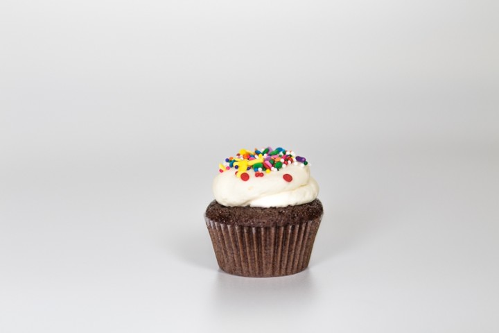 Mini Chocolate Cupcake with Vanilla Buttercream