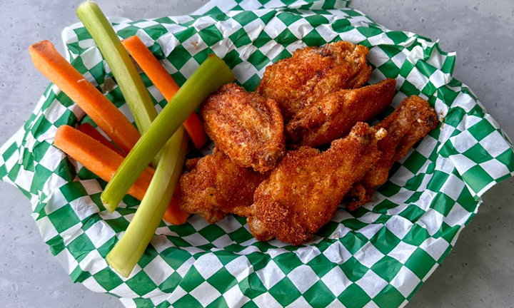 CHICKEN WINGS