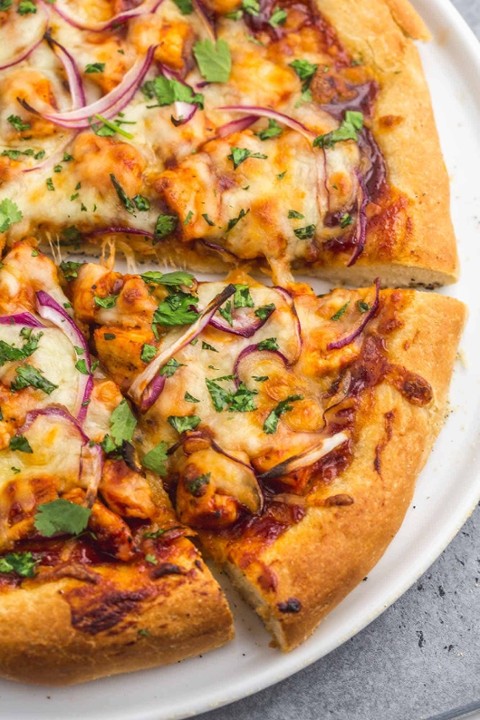 #8 BUFFALO CHICKEN PIZZA