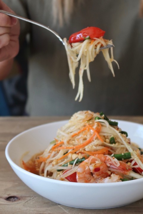 Classic Papaya Salad