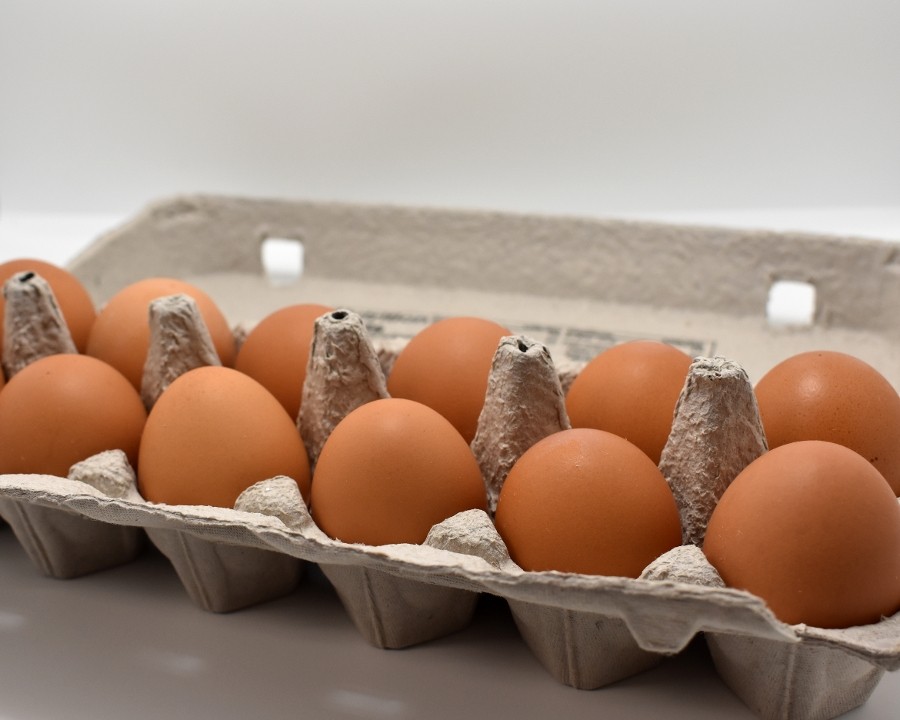 Free-Running Eggs, Feather Ridge Farm, Large Brown (1 dozen)