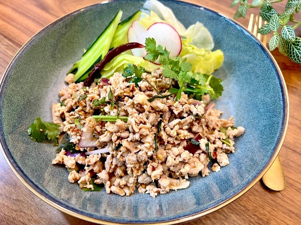 Larb Gai (Minced Chicken Salad)