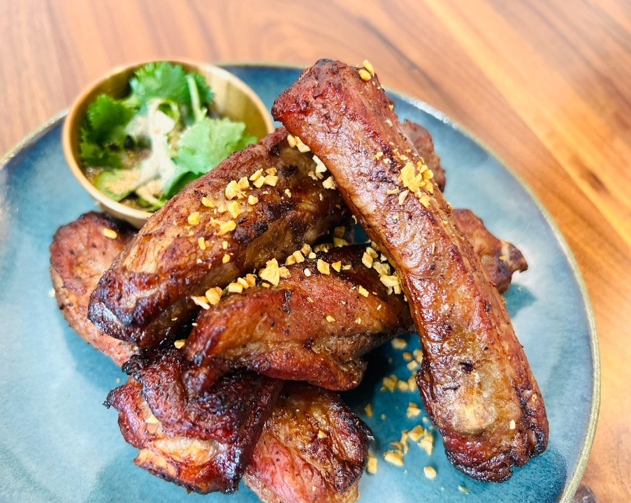 Si Krong Moo Thod (Pork ribs)