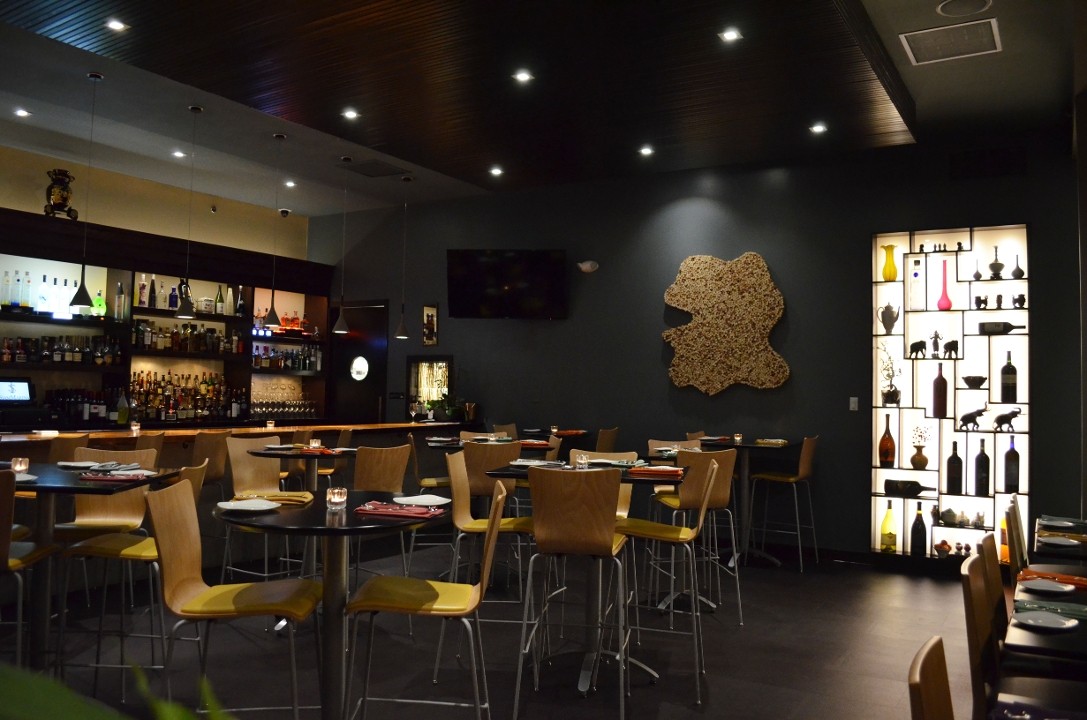 Siam Marina 16846 Oak Park Ave