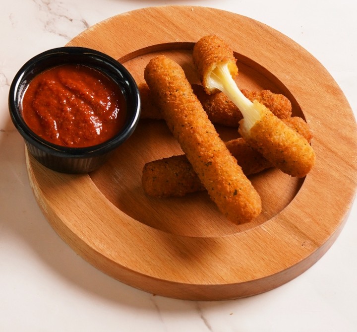 Mozzarella Cheese Sticks (6)