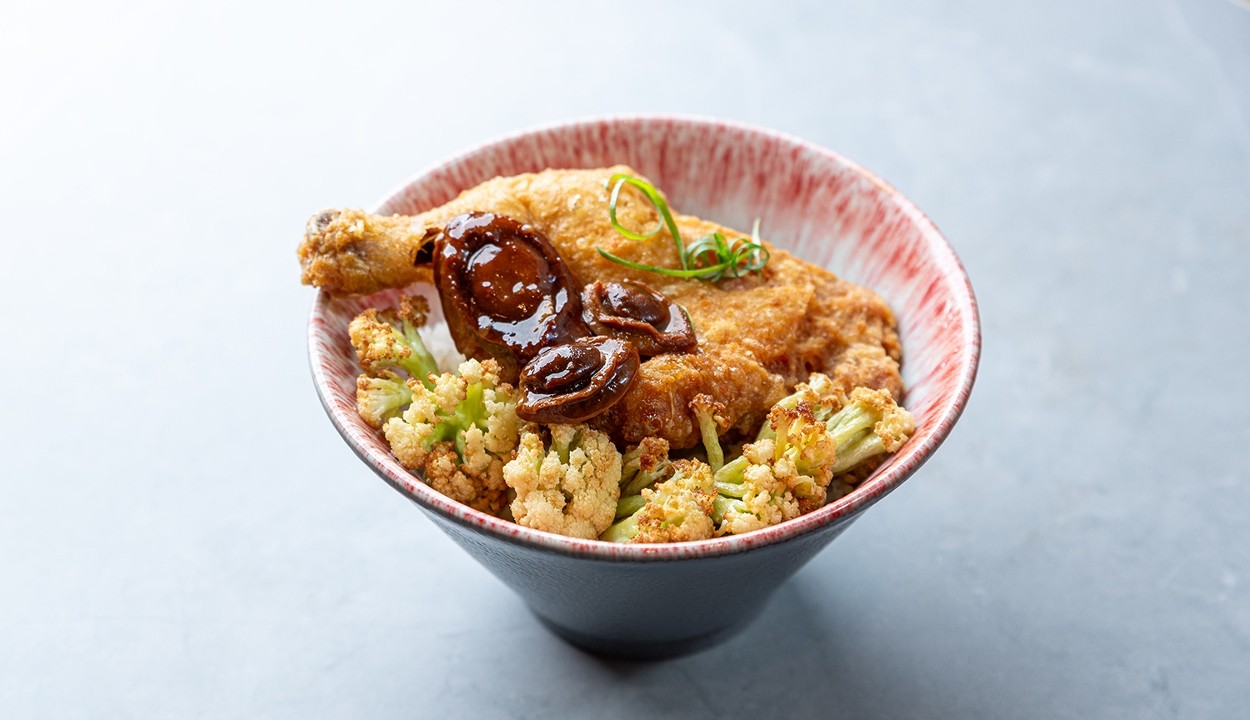 * NEW * Braised Abalone and Fried Chicken Thigh 鮑魚雞腿