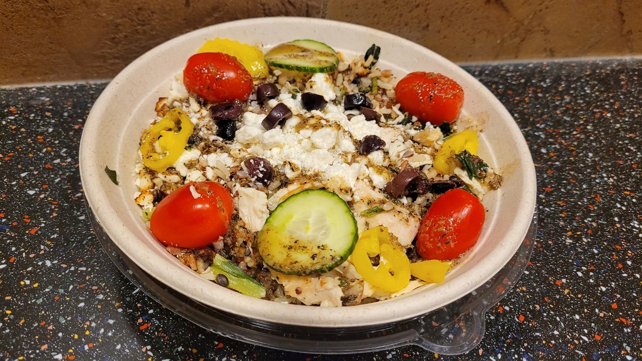 Mediterranean Quinoa Bowl